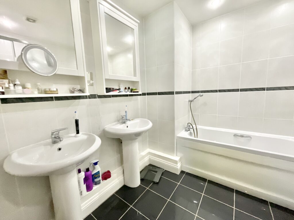 Ashbourne Drive, Weston, CW2