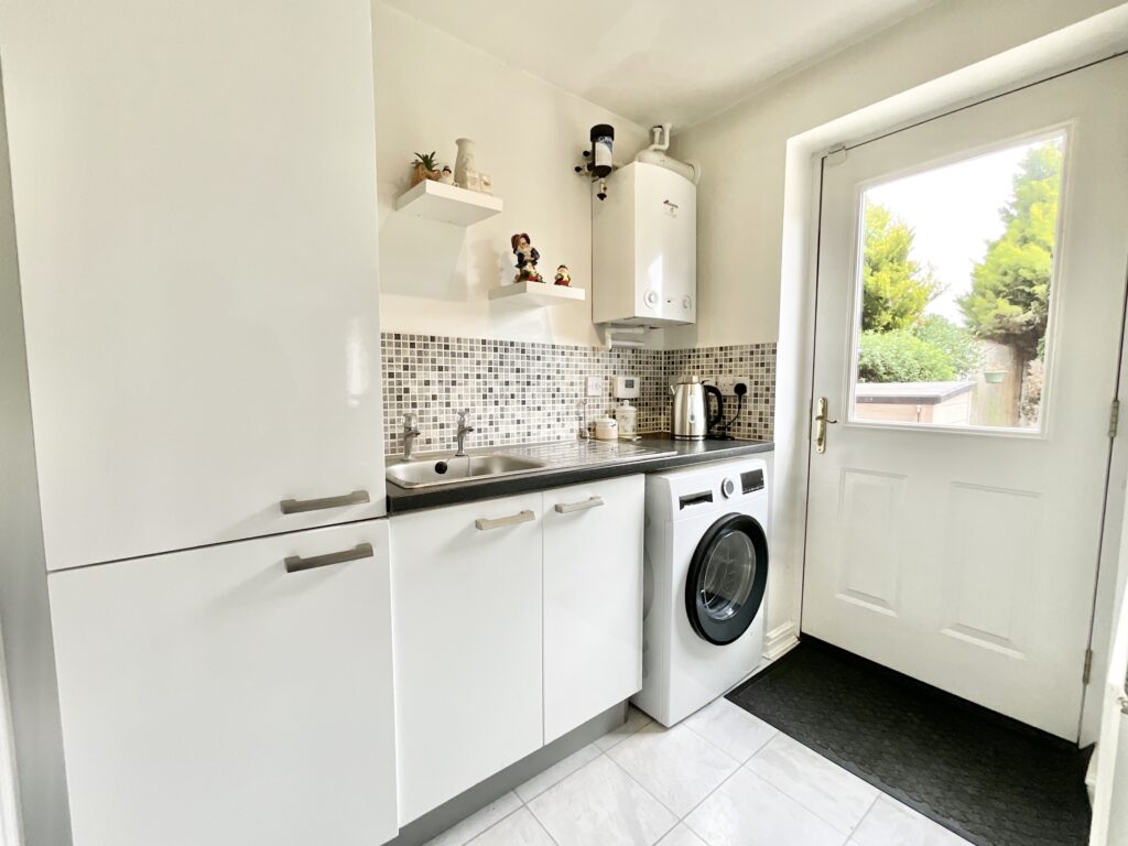Warwick Rogers Close, Market Drayton, TF9