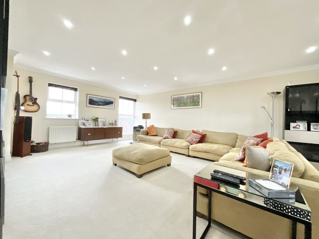 Ashbourne Drive, Weston, CW2