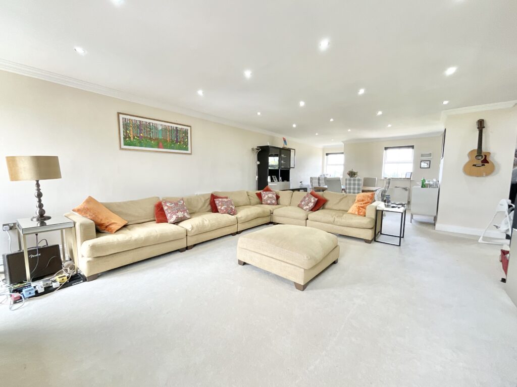 Ashbourne Drive, Weston, CW2