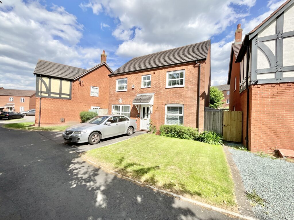 Warwick Rogers Close, Market Drayton, TF9