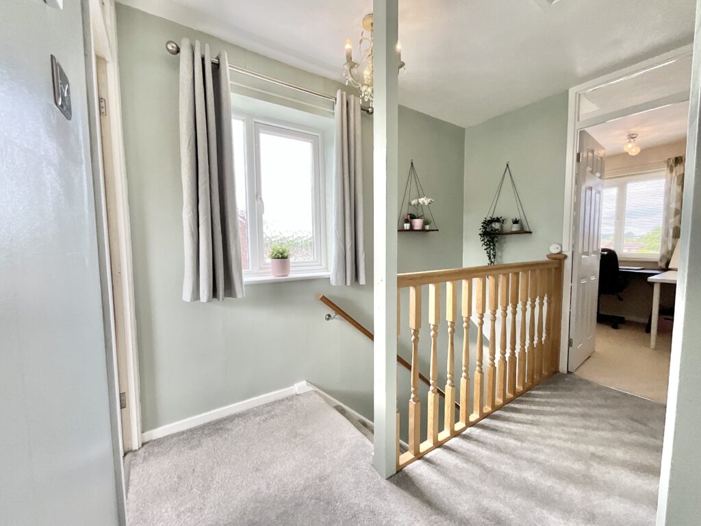 Knightley Close, Gnosall, ST20