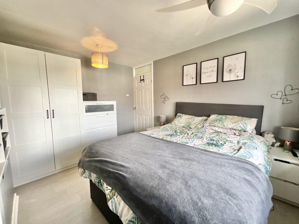 Knightley Close, Gnosall, ST20