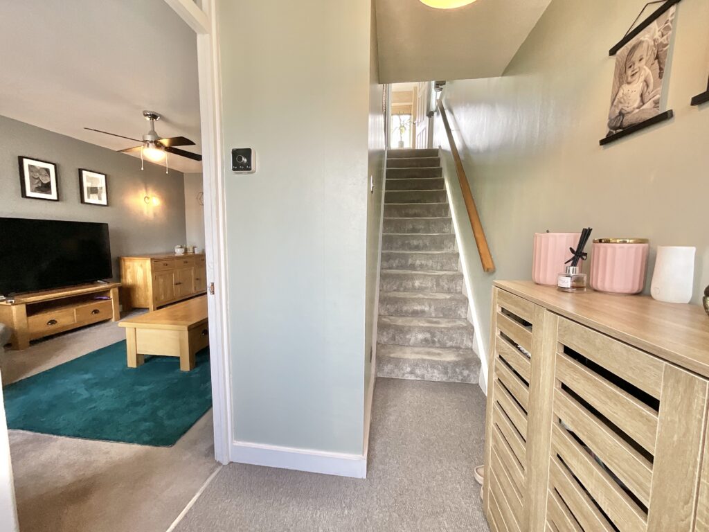 Knightley Close, Gnosall, ST20