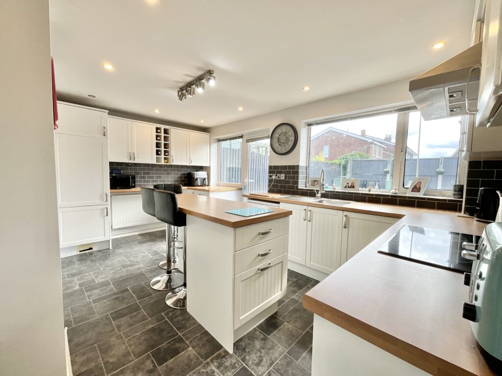 Knightley Close, Gnosall, ST20