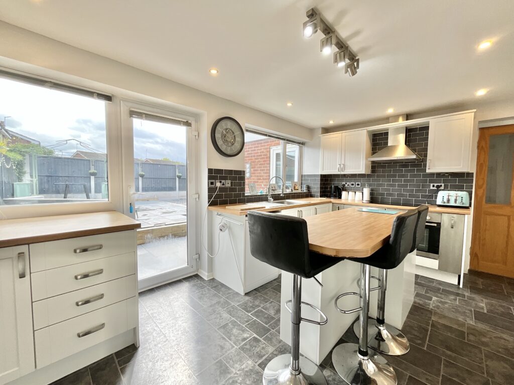 Knightley Close, Gnosall, ST20