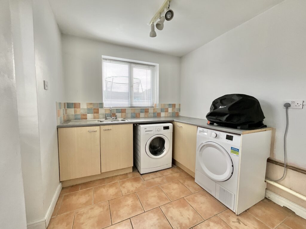 Knightley Close, Gnosall, ST20