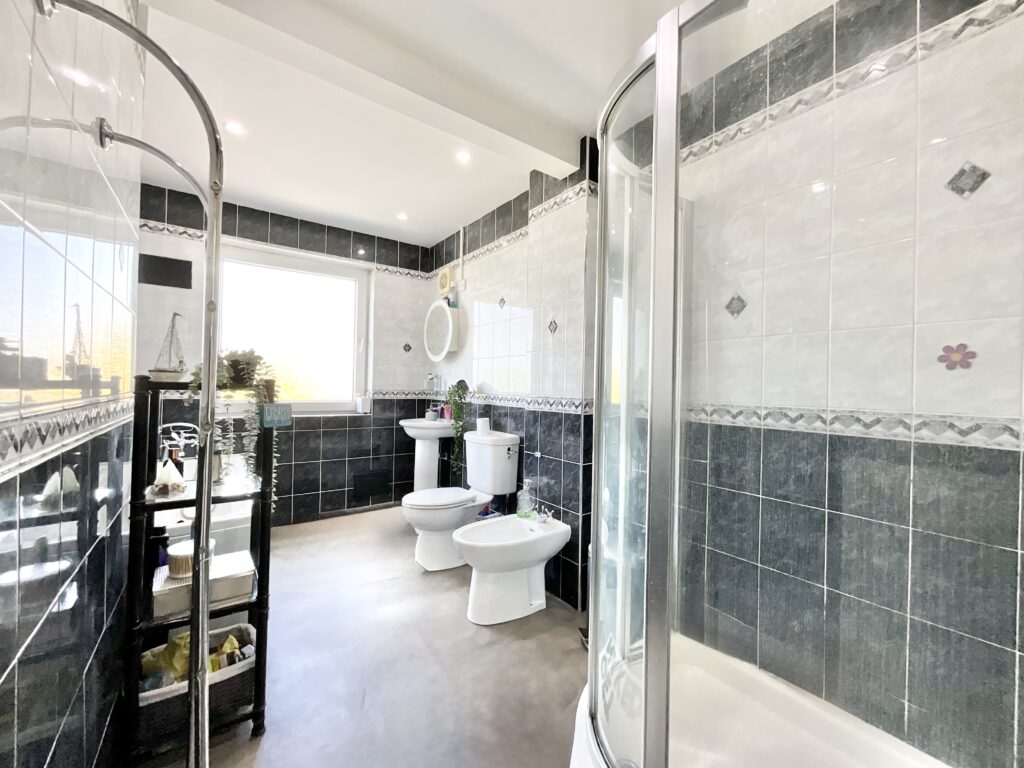 Leek Road, Cheadle, ST10