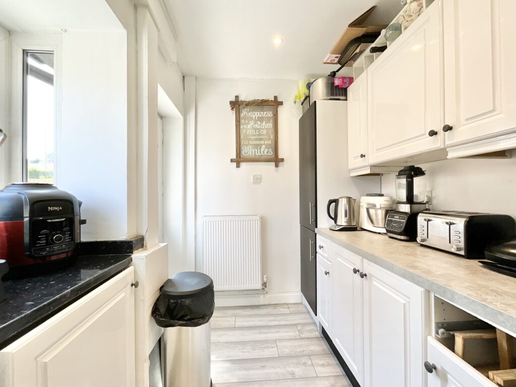 Leek Road, Cheadle, ST10
