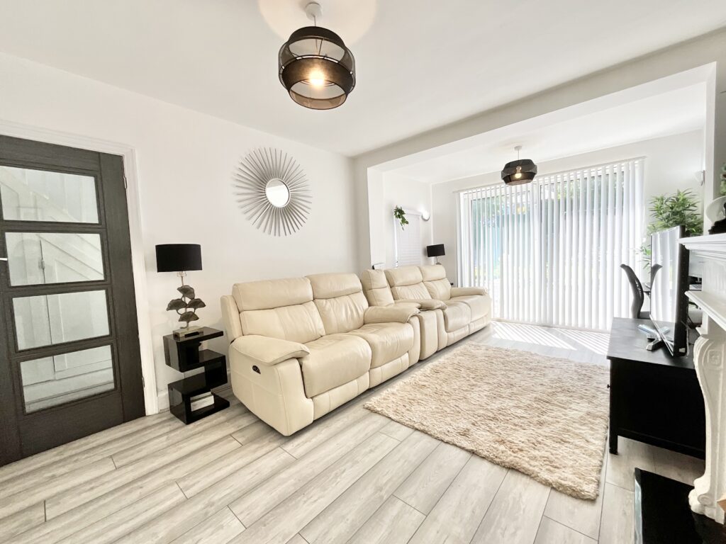 Leek Road, Cheadle, ST10