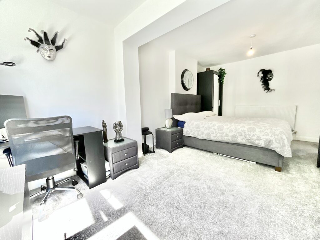 Leek Road, Cheadle, ST10