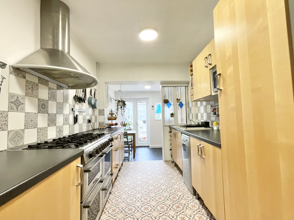 Hawfinch Road, Cheadle, ST10