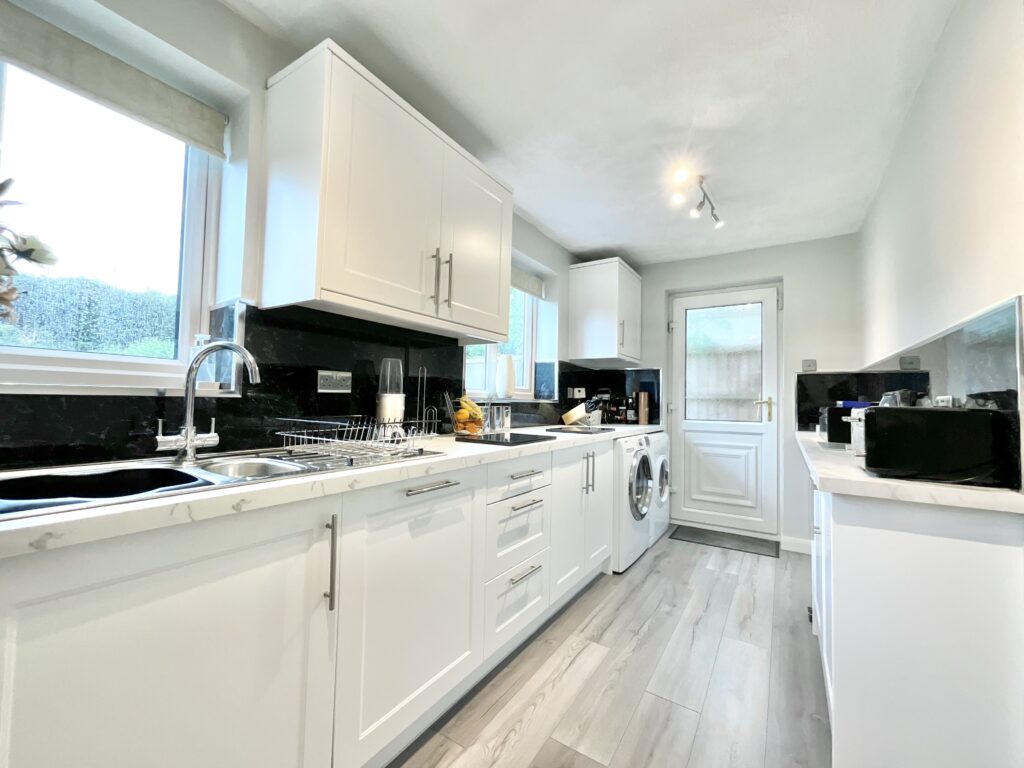Vicarage Road, Tean, ST10
