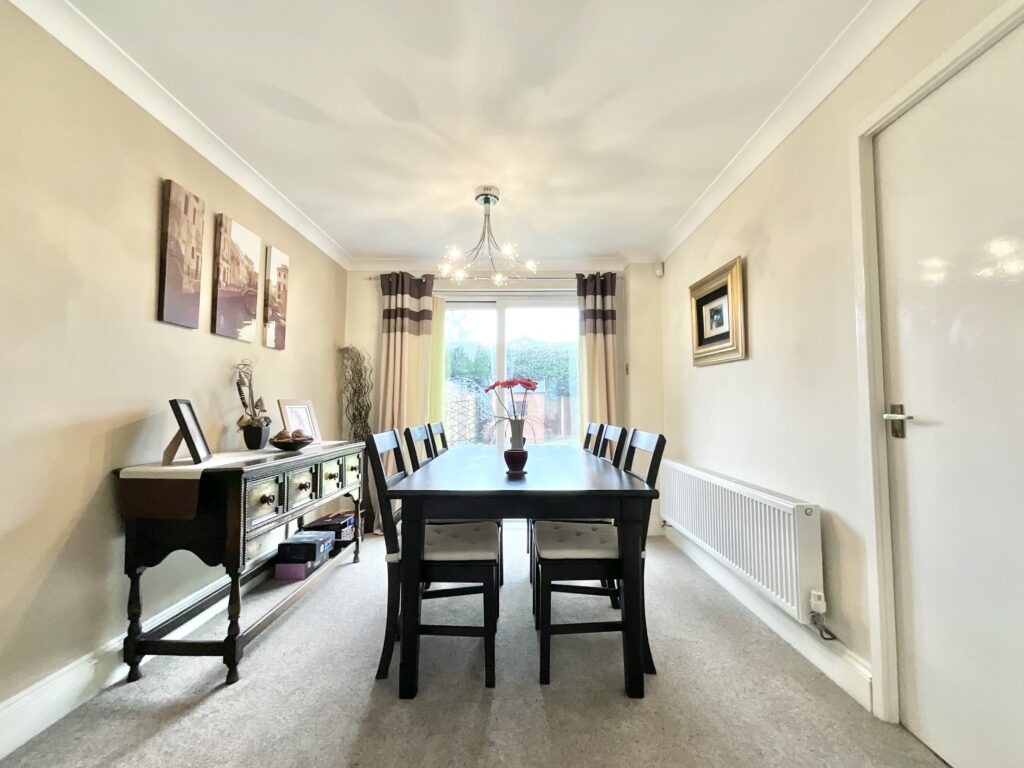 Vicarage Road, Tean, ST10