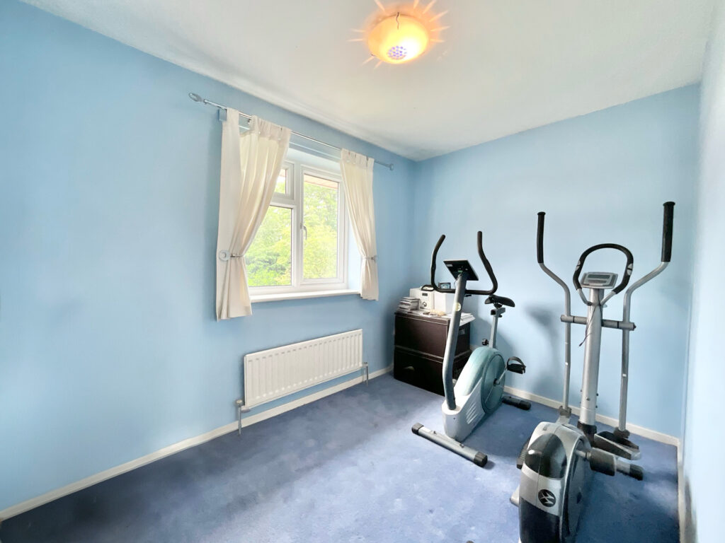 Vicarage Road, Tean, ST10
