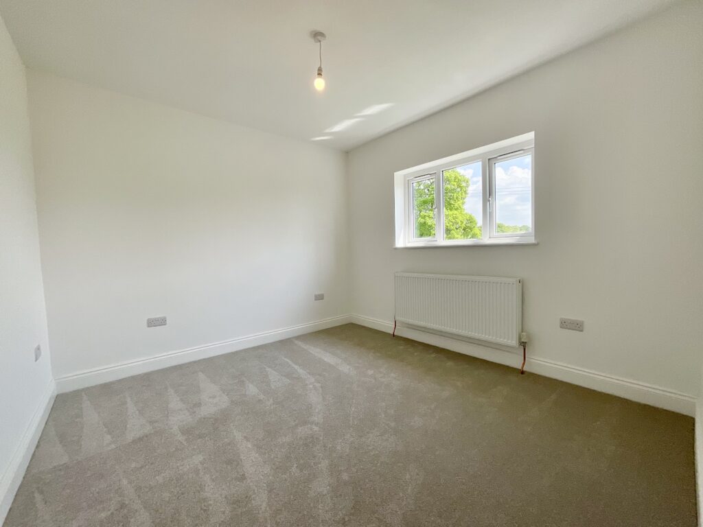 Uttoxeter Road, Stone, ST15