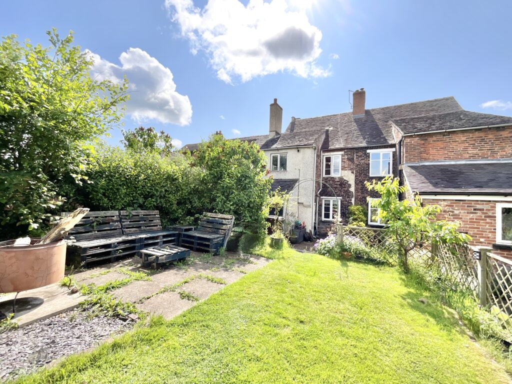 Uttoxeter Road, Lower Tean, ST10