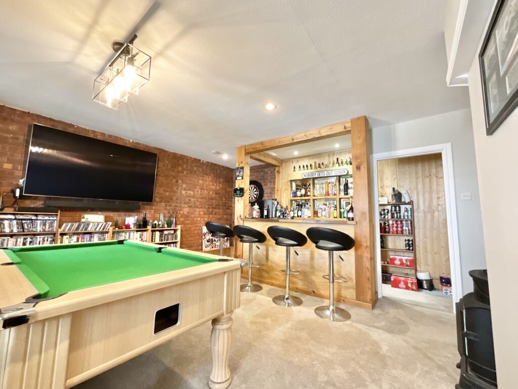 Friars Close, Cheadle, ST10