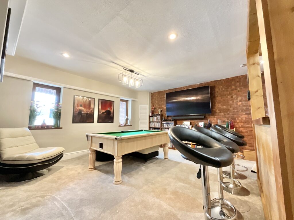 Friars Close, Cheadle, ST10