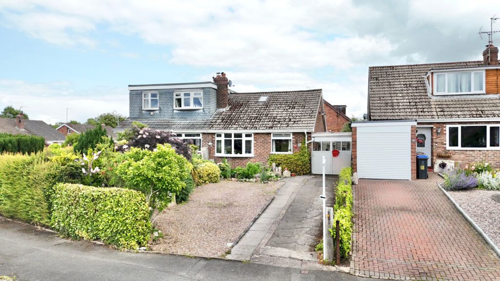 Hawfinch Road, Cheadle, ST10
