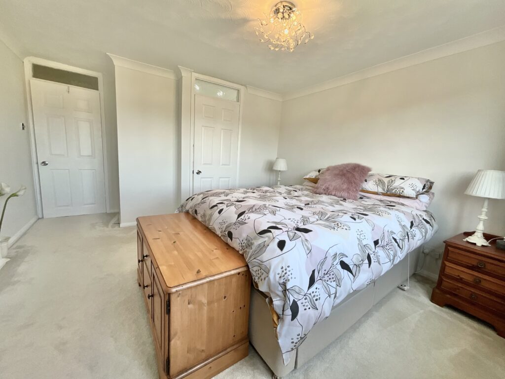 Willow Way, Forsbrook, ST11