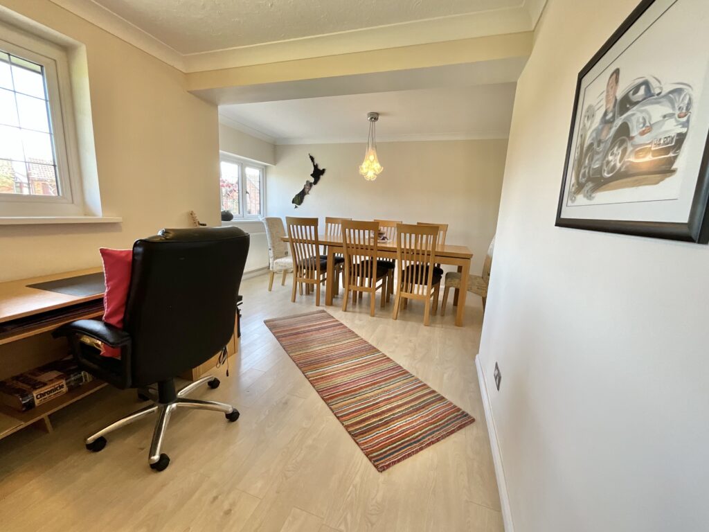 Willow Way, Forsbrook, ST11
