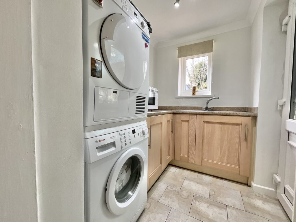 Willow Way, Forsbrook, ST11