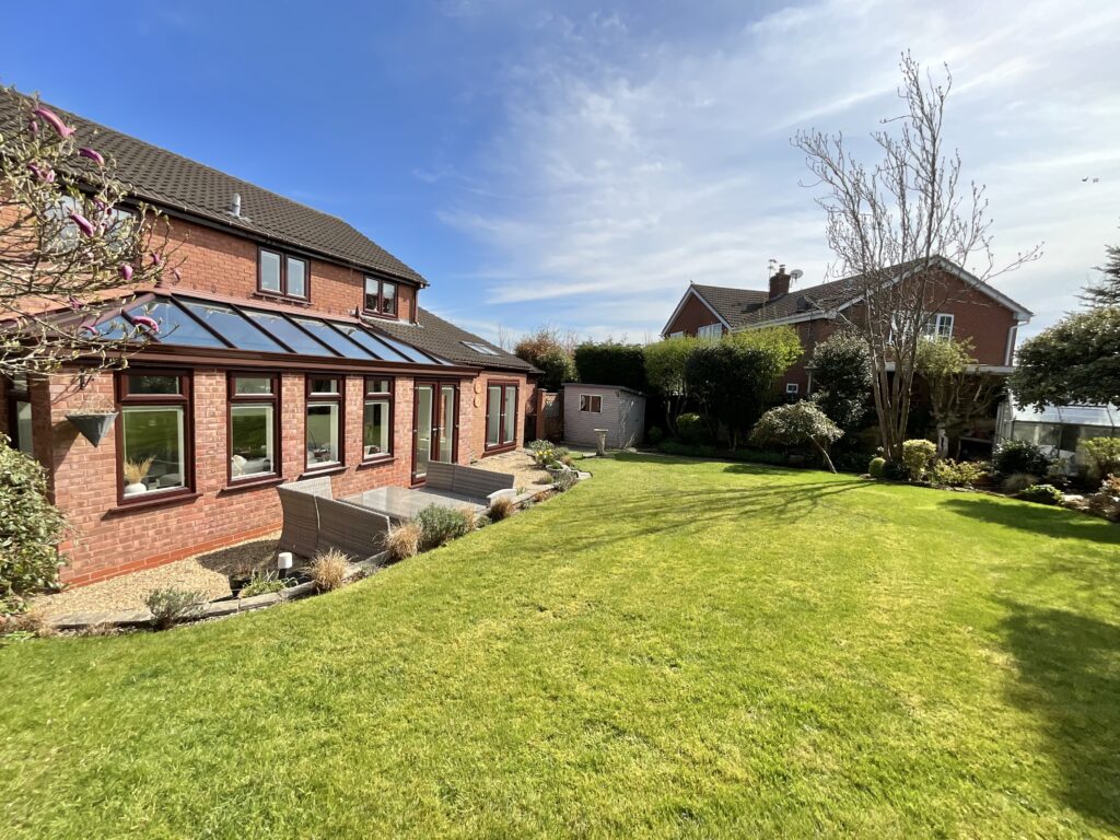 Willow Way, Forsbrook, ST11