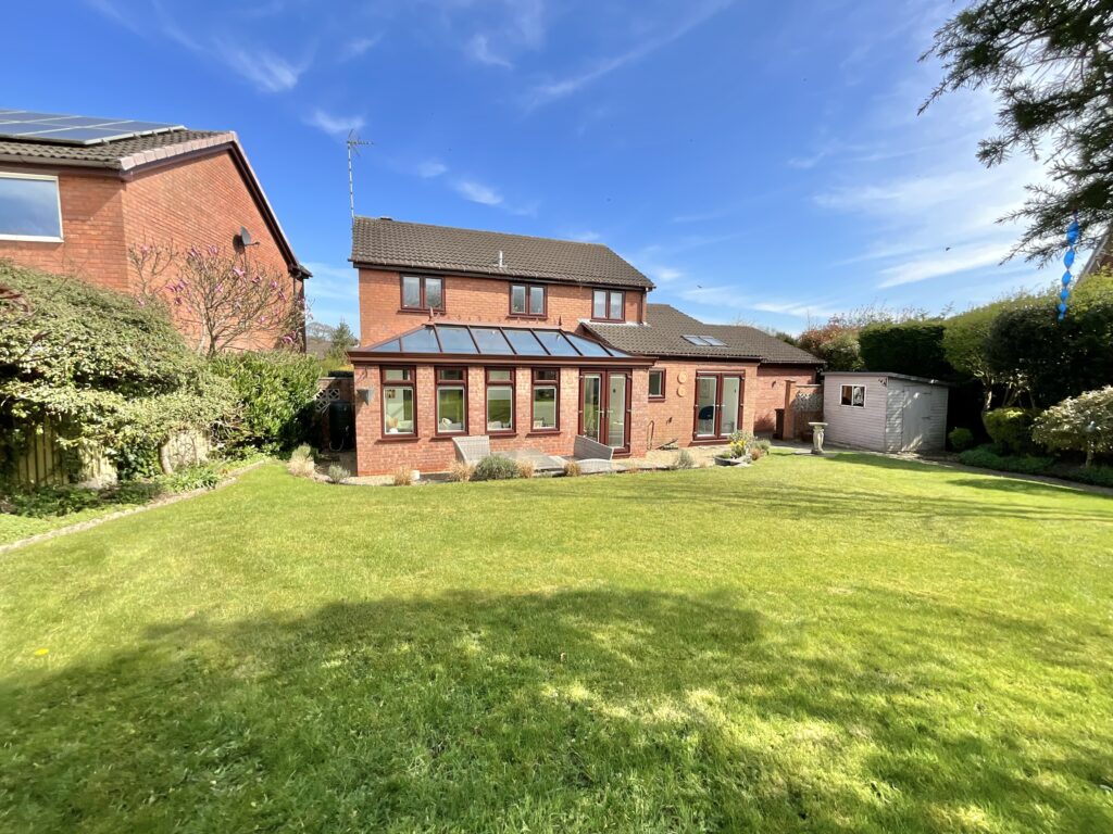 Willow Way, Forsbrook, ST11