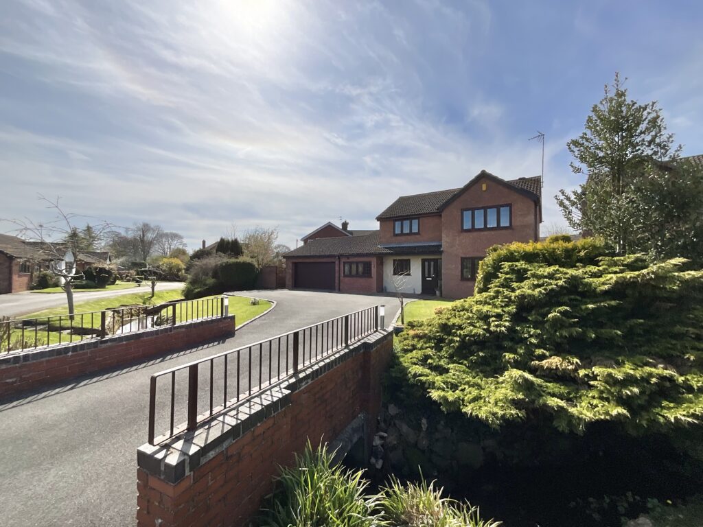 Willow Way, Forsbrook, ST11