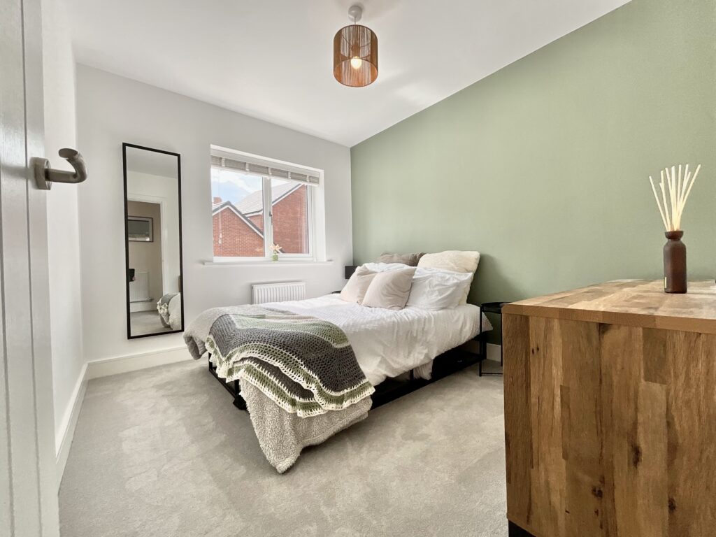 Ferrers Close, Bramshall, ST14