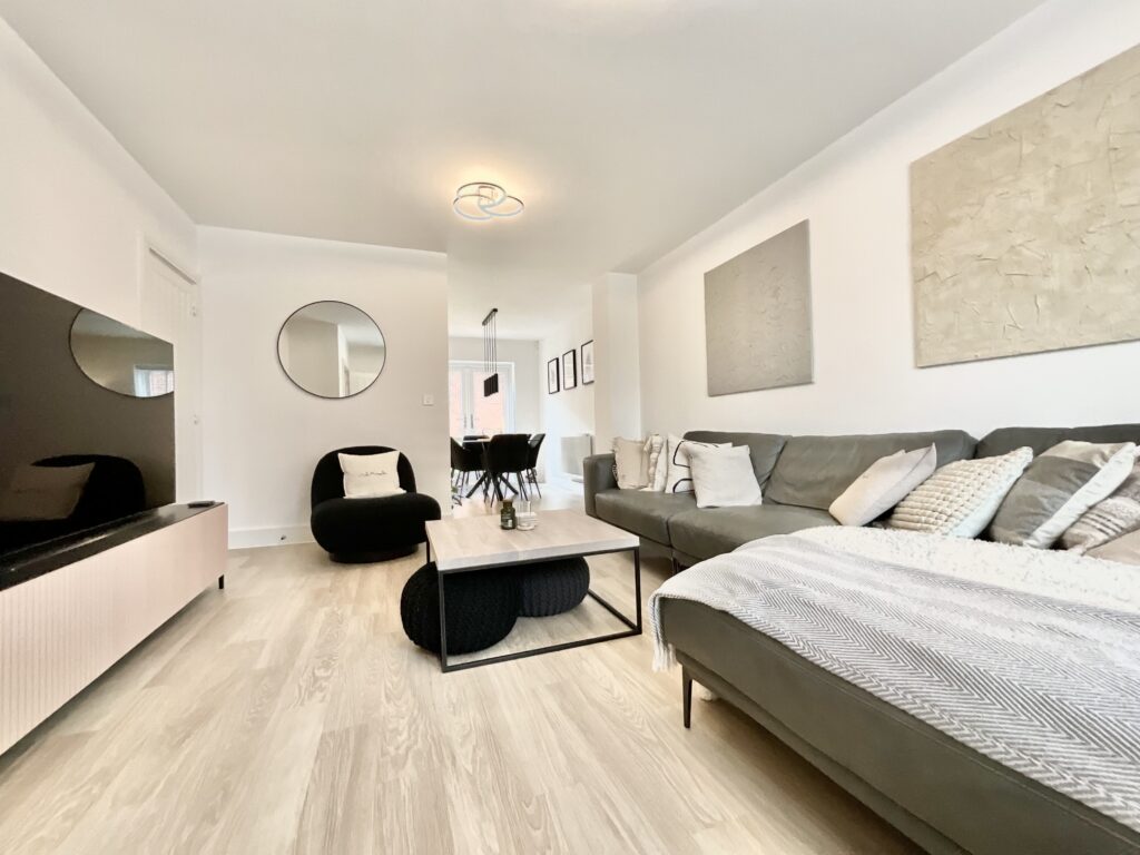 Ferrers Close, Bramshall, ST14