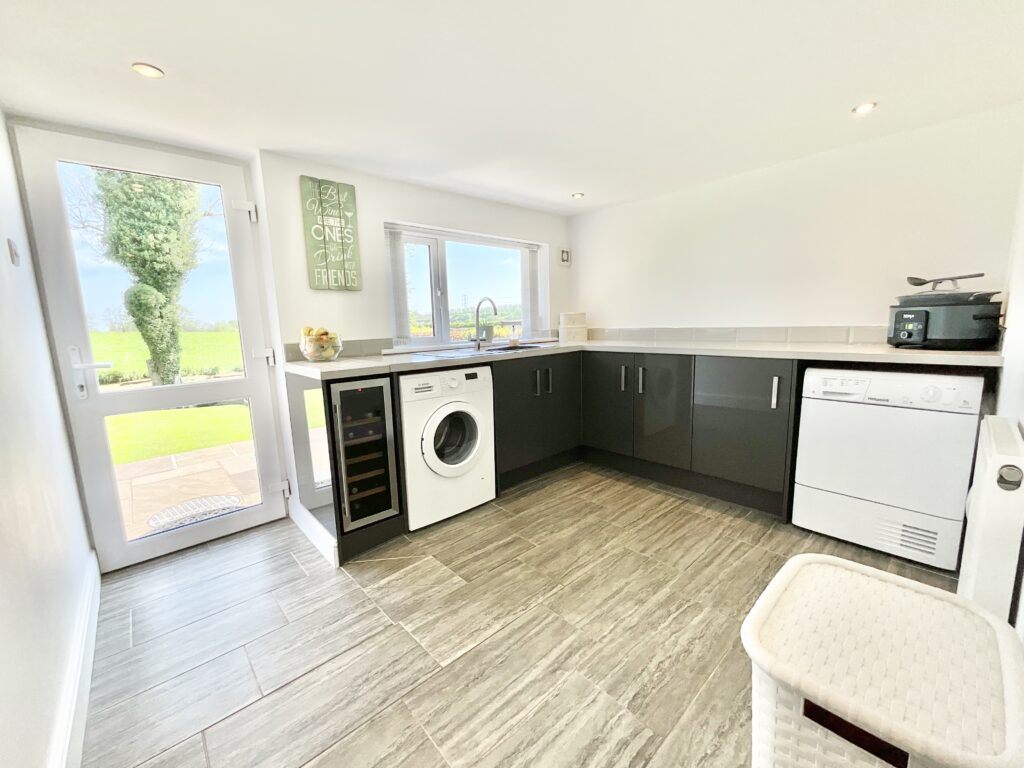 St. Marys Close, Checkley, ST10