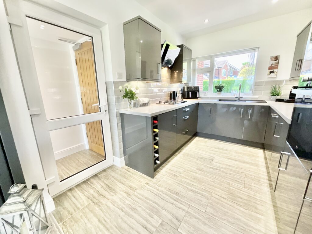 St. Marys Close, Checkley, ST10