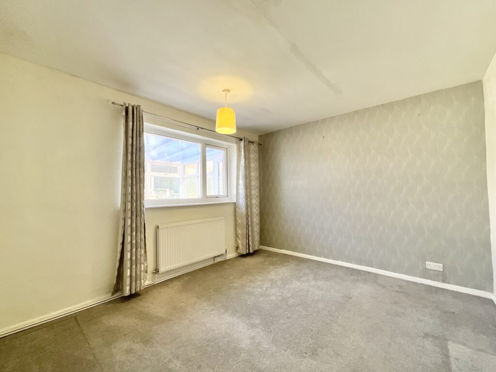 Parklands Road, Tean, ST10