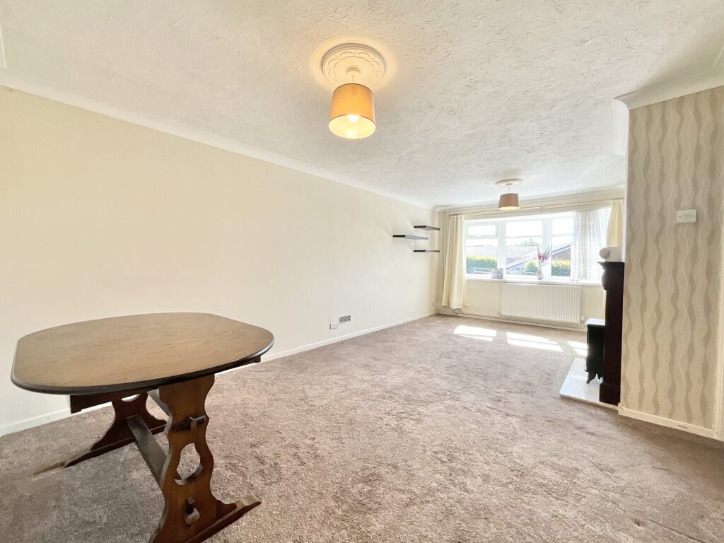 Parklands Road, Tean, ST10