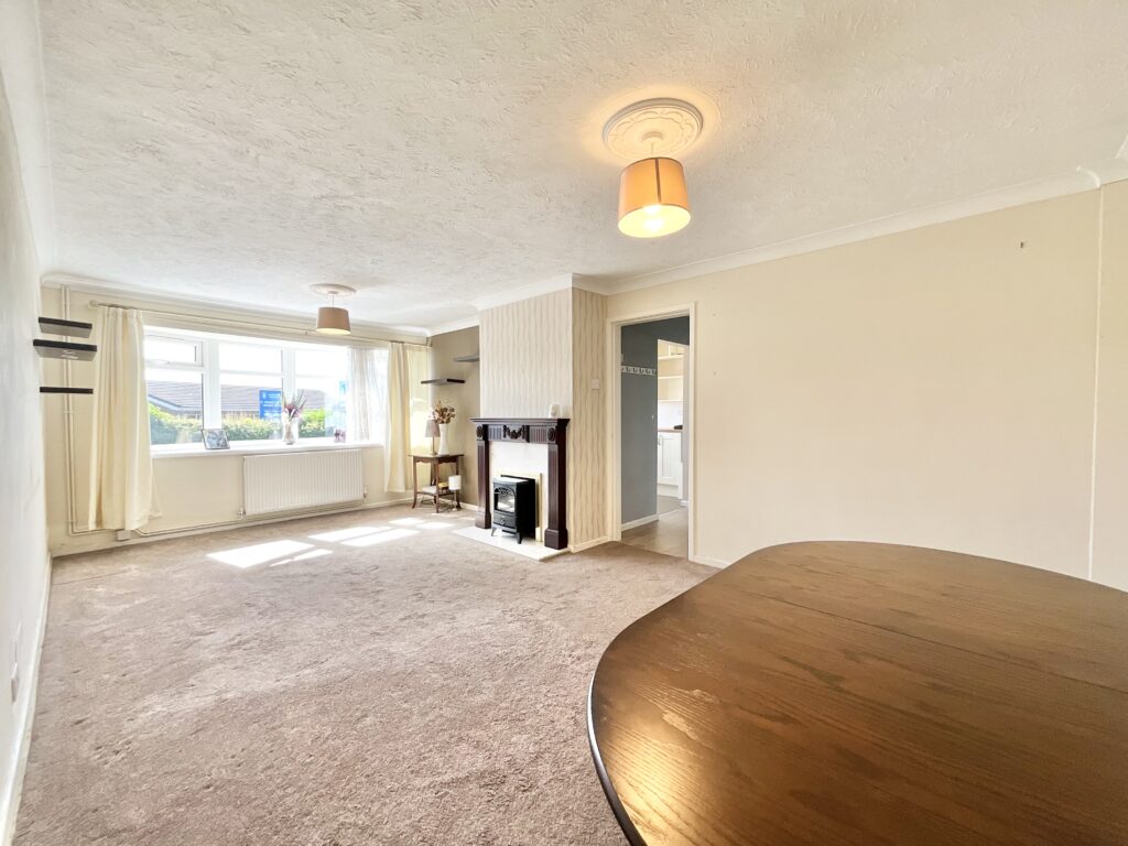 Parklands Road, Tean, ST10