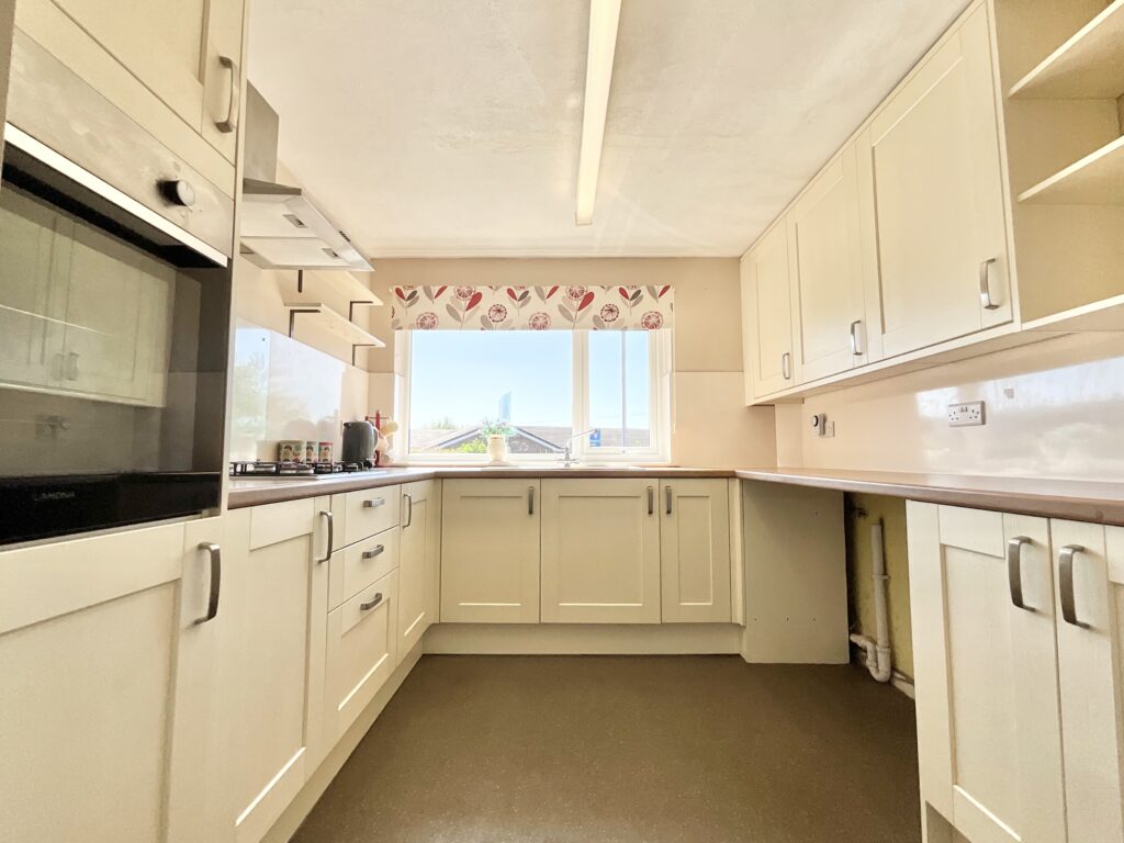 Parklands Road, Tean, ST10