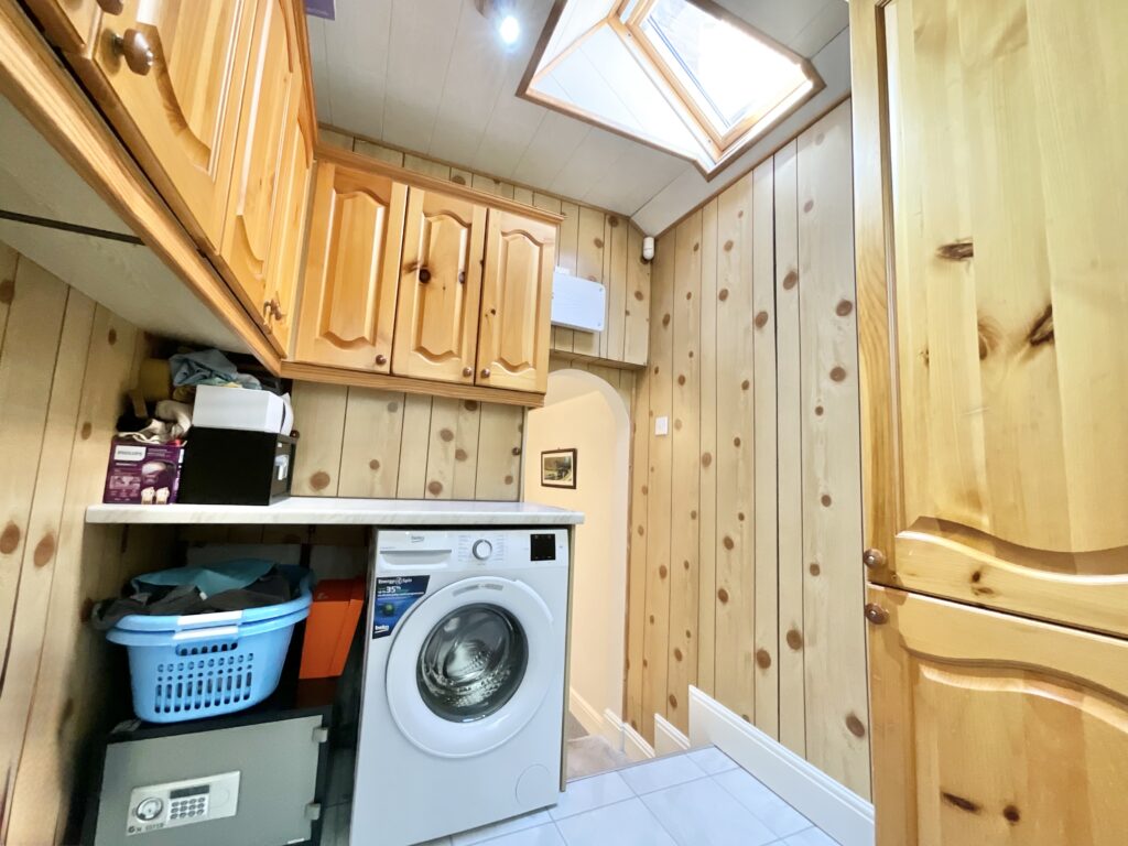 Churnet Valley Road, Kingsley Holt, ST10
