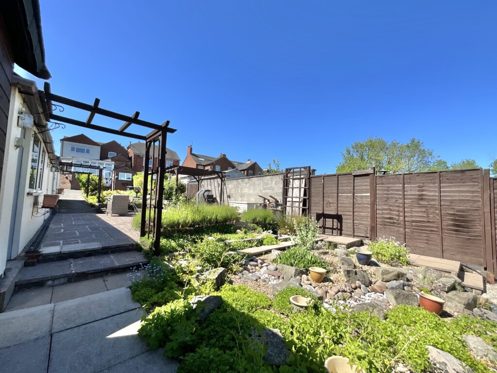 Churnet Valley Road, Kingsley Holt, ST10