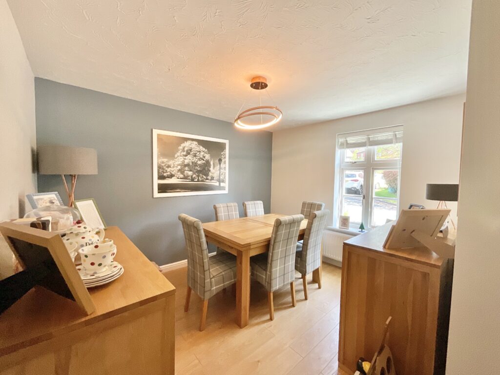 Harecastle Bank, Stone, ST15