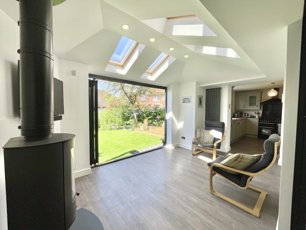 Harecastle Bank, Stone, ST15