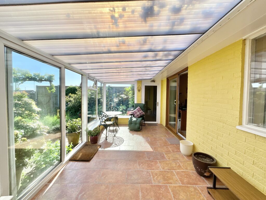 Birchfields Close, Stone, ST15