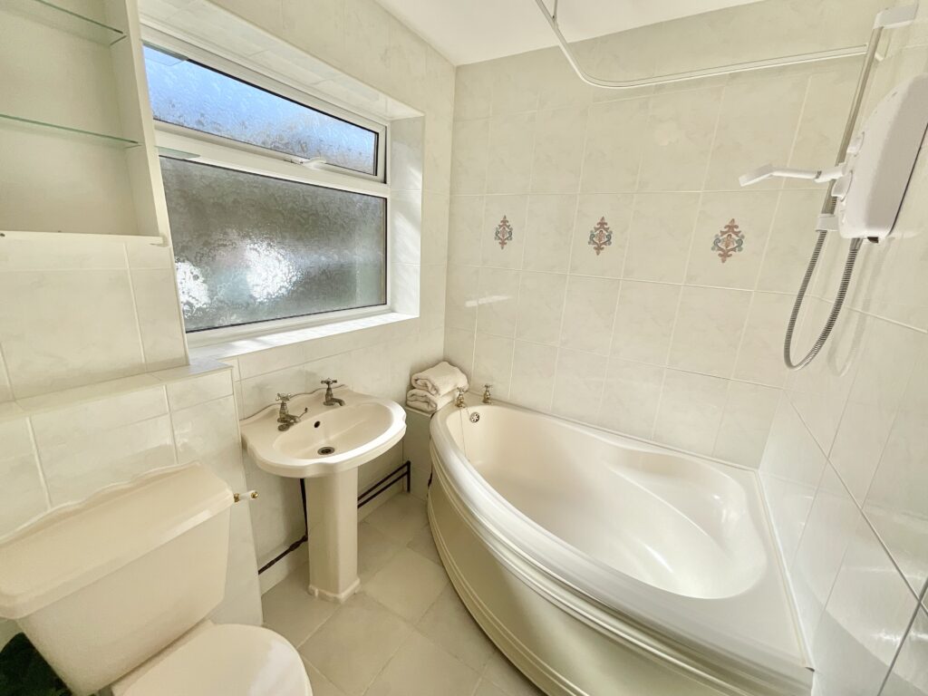 Birchfields Close, Stone, ST15