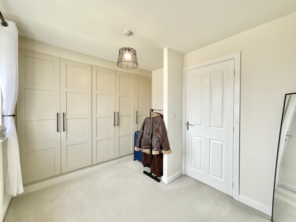 Myatt Avenue, Stone, ST15