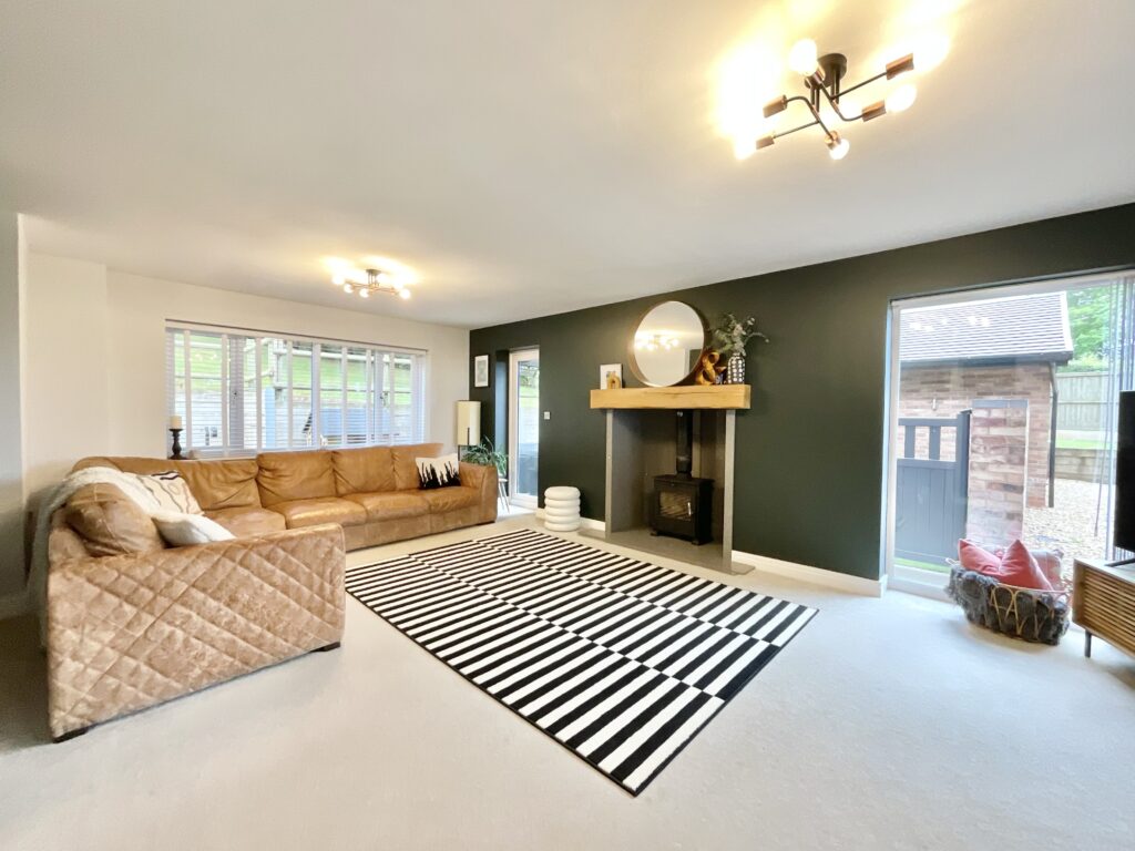 Lightwood Road, Stoke-On-Trent, ST3