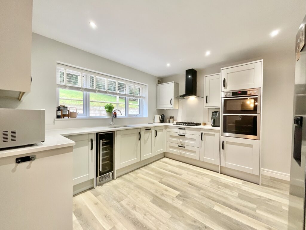 Lightwood Road, Stoke-On-Trent, ST3