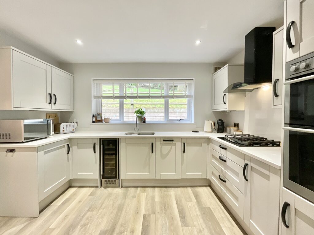 Lightwood Road, Stoke-On-Trent, ST3