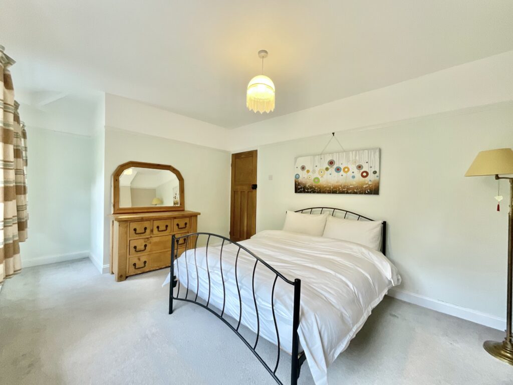 Hanchurch Crossroad, Newcastle, ST5