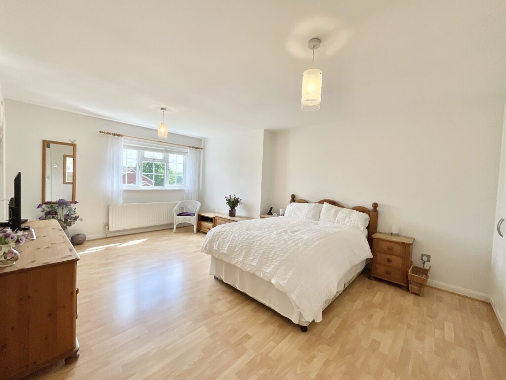 Porlock Grove, Stoke-On-Trent, ST4